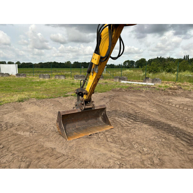 2016 New Holland E57C-48351497