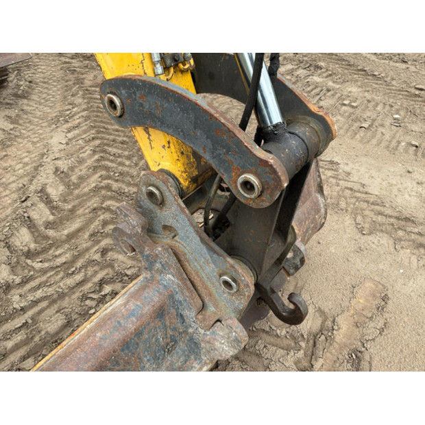 2016 New Holland E57C-48351498
