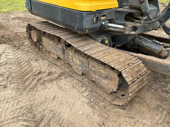 2016-new-holland-e57c-48351500