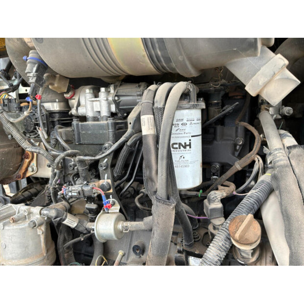 2016 New Holland E57C-48351505