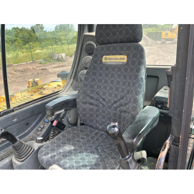 2016 New Holland E57C-48351517