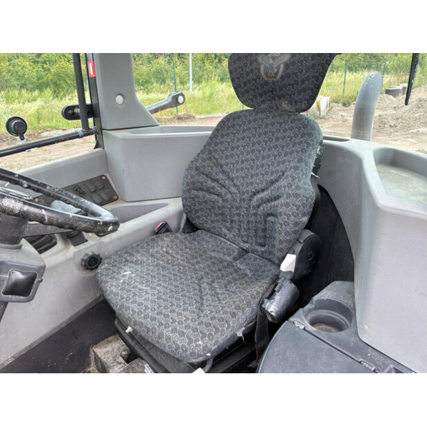 2019 CASE 321F-48351556