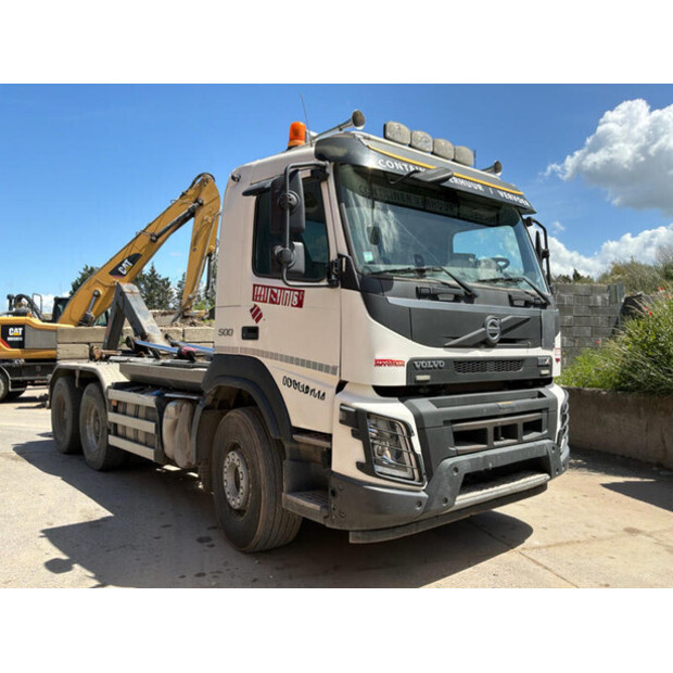 2017 Volvo FM-48351571