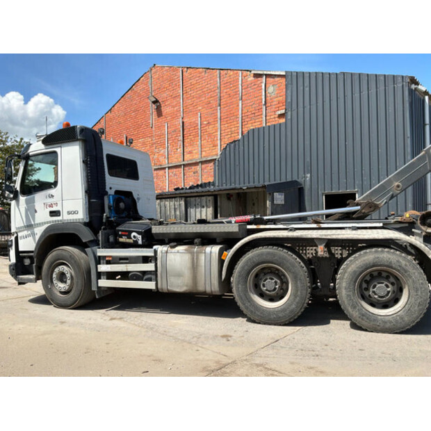 2017 Volvo FM-48351576