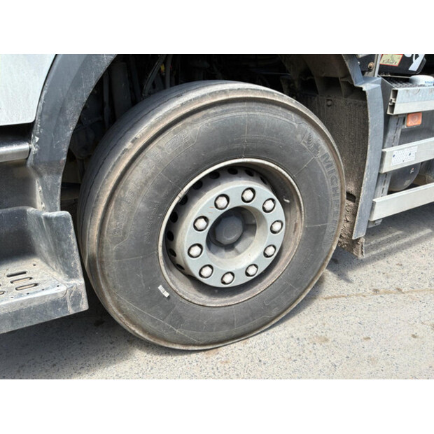 2017 Volvo FM-48351578