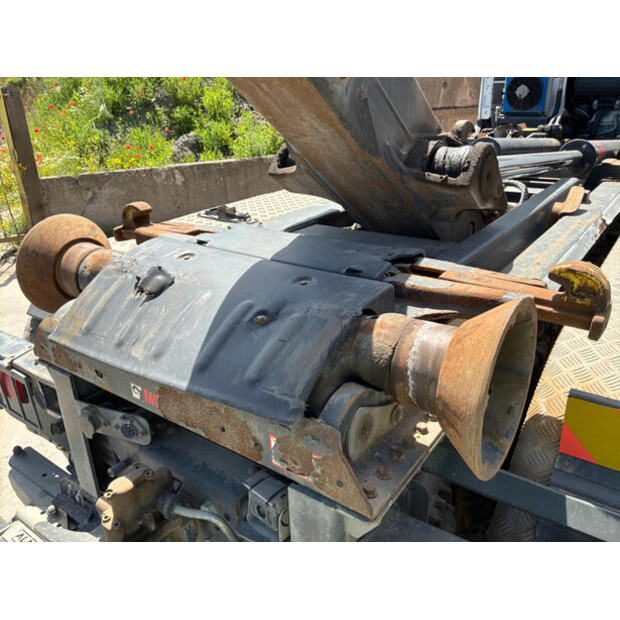 2017 Volvo FM-48351585
