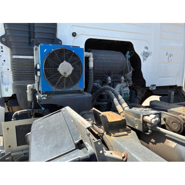 2017 Volvo FM-48351589