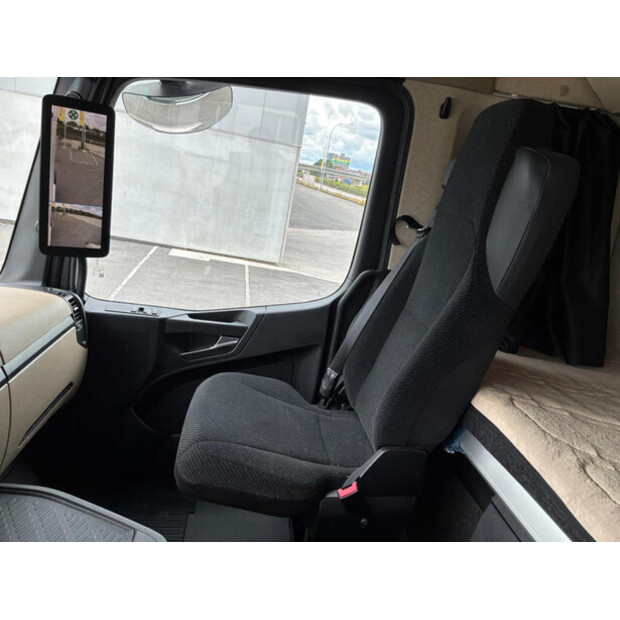 2024 Mercedes-Benz Actros 1945-48351661