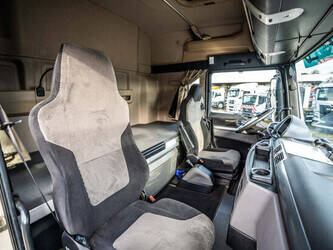 2019-man-tgx-18-470-1328715-48351761