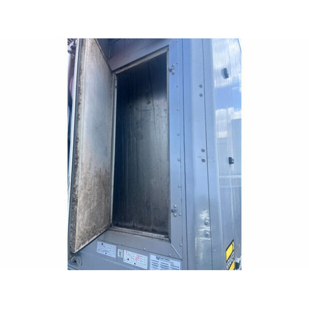 2022 Kraker trailers CF-Z-48352179