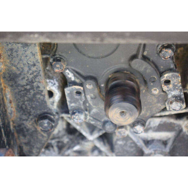 YANMAR KE-2D-48353201