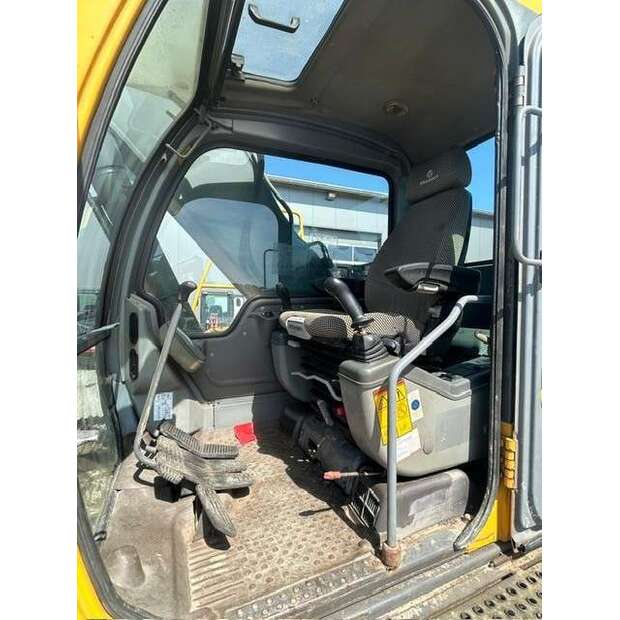 Volvo EC210-48361182