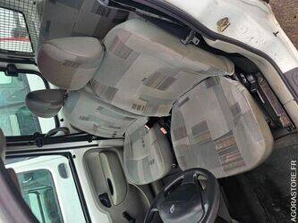 2006-renault-kangoo-1470157-48366643