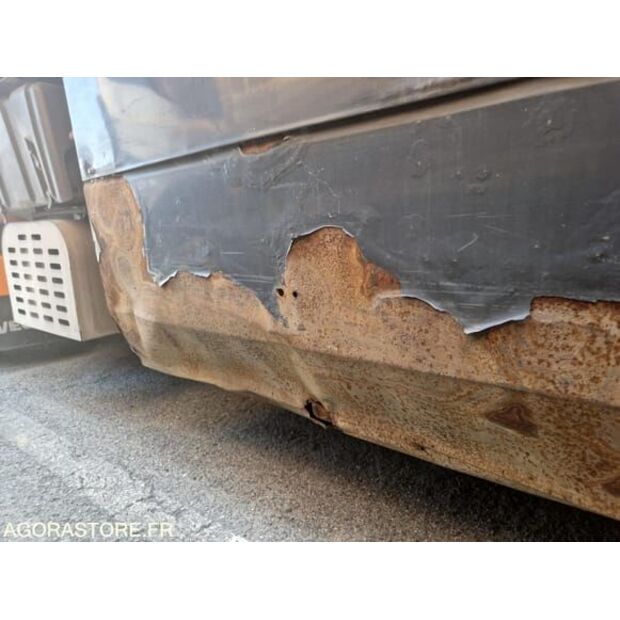 Iveco AD190S-48367051