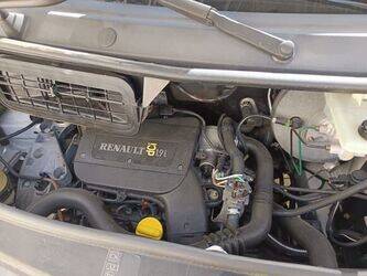 renault-trafic-1470220-48367906