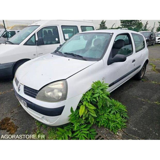 2004 Renault Clio-48368294