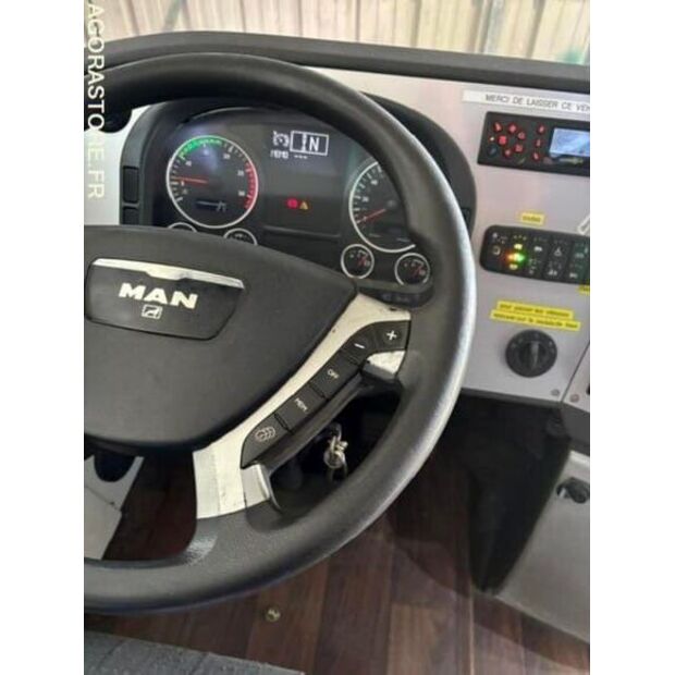 MAN-48368734