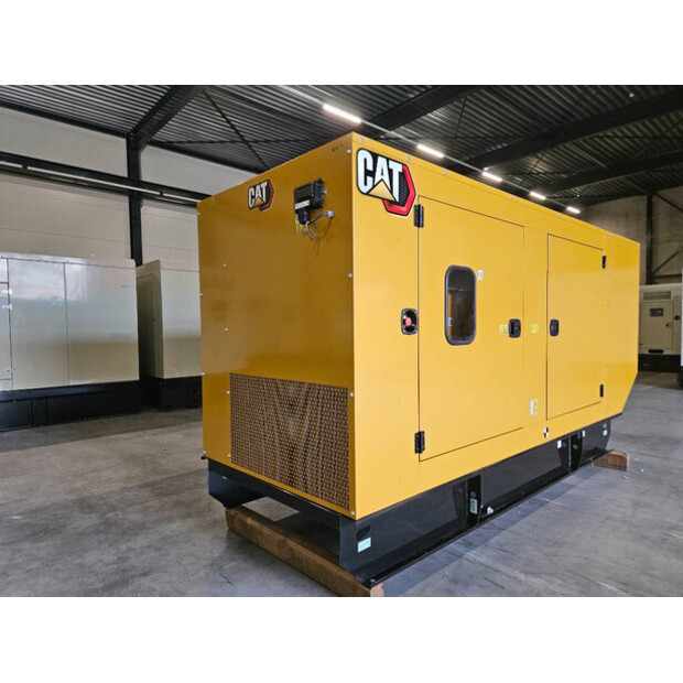 2025 Caterpillar DE275E0 - C9-48373050