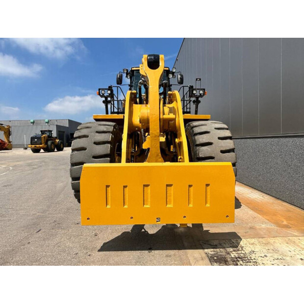 2023 كاتربيلر 988K-48373381