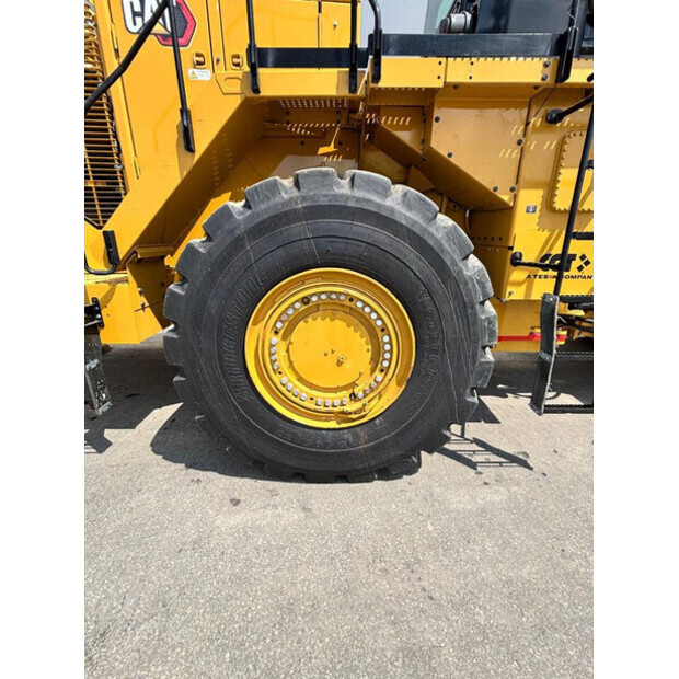 2023 كاتربيلر 988K-48373409