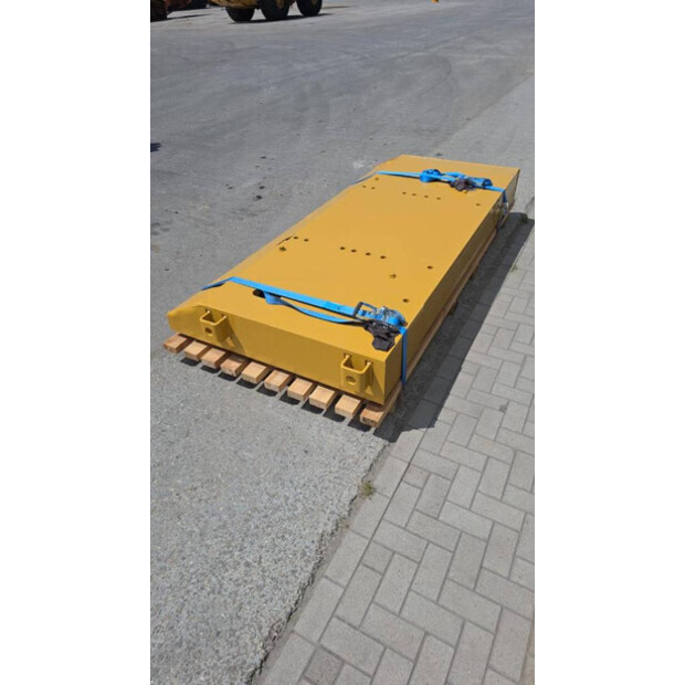 2023 كاتربيلر 988K-48373453
