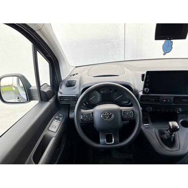 2024 تويوتا PROACE-48374535