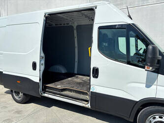 2025-iveco-daily-35s18ha8-48374700