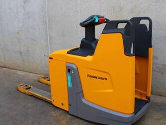 Image for PALLET STACKER 2020 Jungheinrich ERE 225