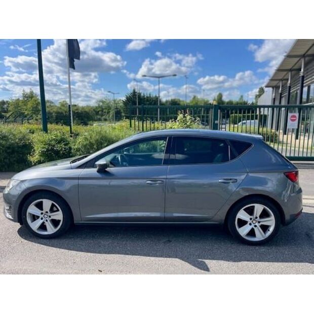 Seat Leon-48385843