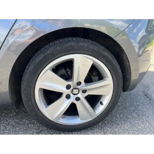 Seat Leon-48385847