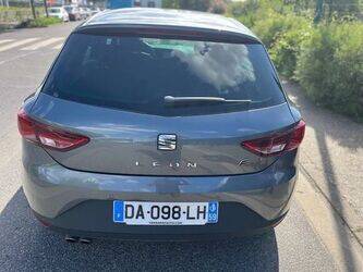 seat-leon-48385853