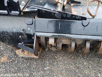 2024-liebherr-926-48389243