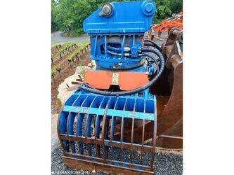 2024-liebherr-926-48389275