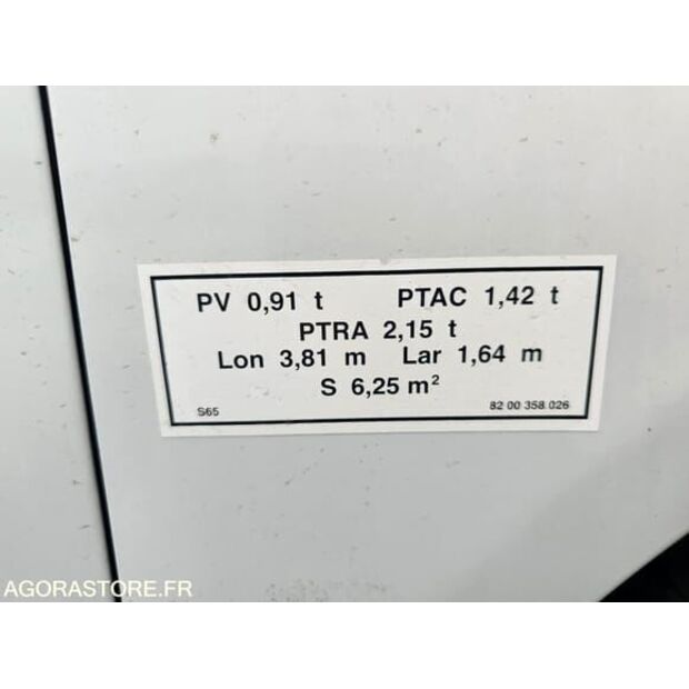 2004 Renault Clio-48390355