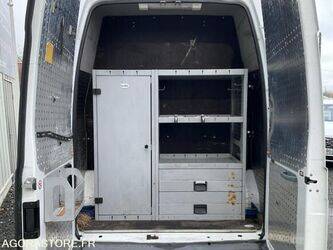 2009-ford-transit-1467711-48391901