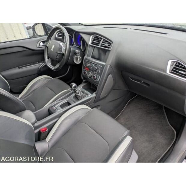 2014 Citroen DS4-48392118