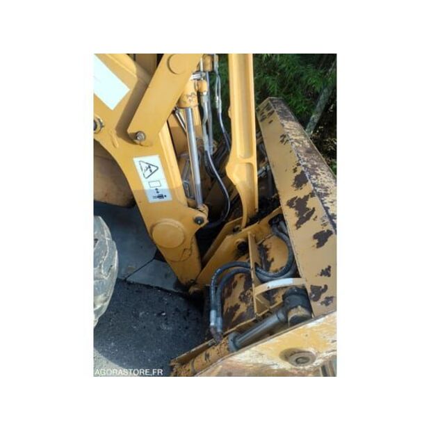 2000 CASE 580 SLE-48392326