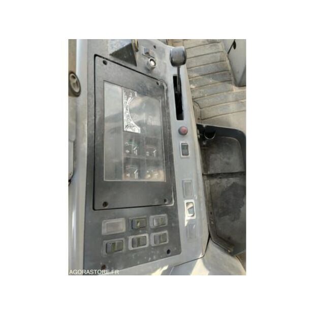 2000 CASE 580 SLE-48392332