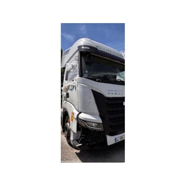 2022 Iveco 440S46-48393384