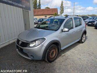 2009-dacia-sandero-1463620-48393669