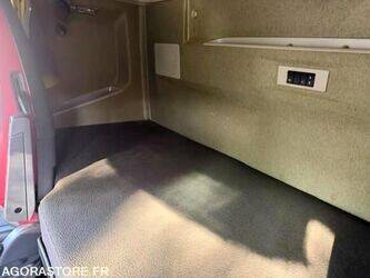 2016-volvo-fh16-1427982-48393703