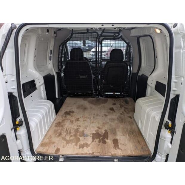 2022 Fiat Fiorino-48393855