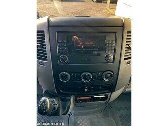 2008-mercedes-benz-sprinter-1462118-48393934