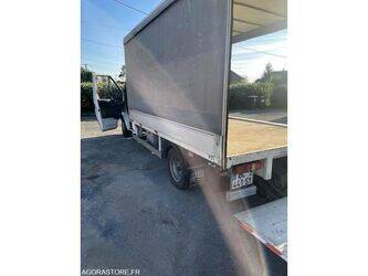 2005-ford-transit-1458407-48394352