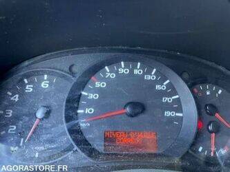 2010-renault-master-1455469-48394469