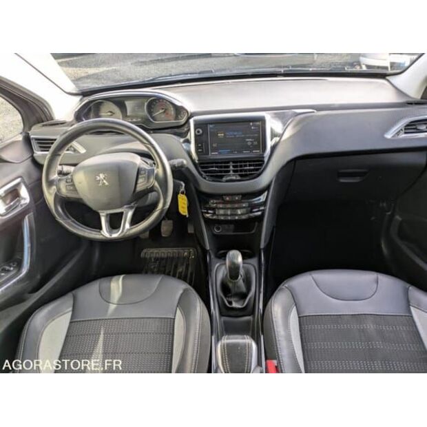 2017 Peugeot 2008-48394638