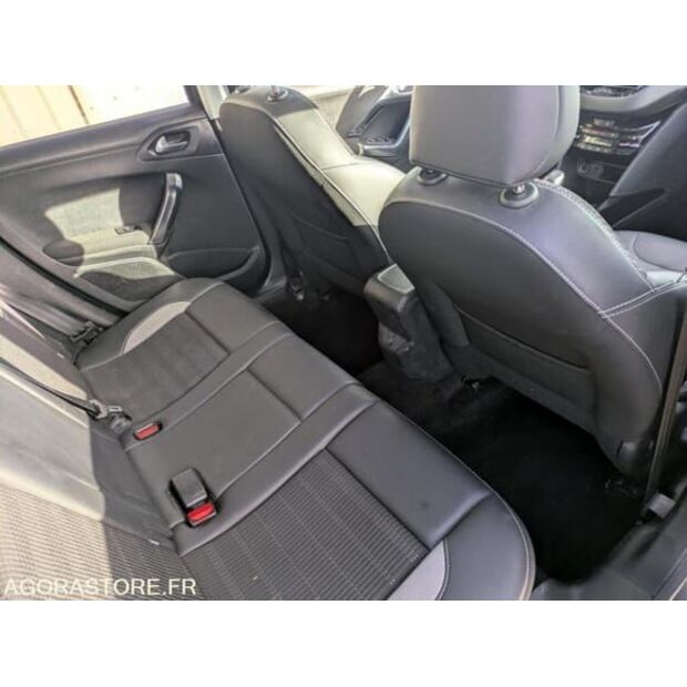 2017 Peugeot 2008-48394643