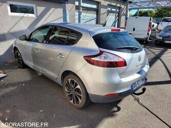 2015-renault-megane-1449026-48394901