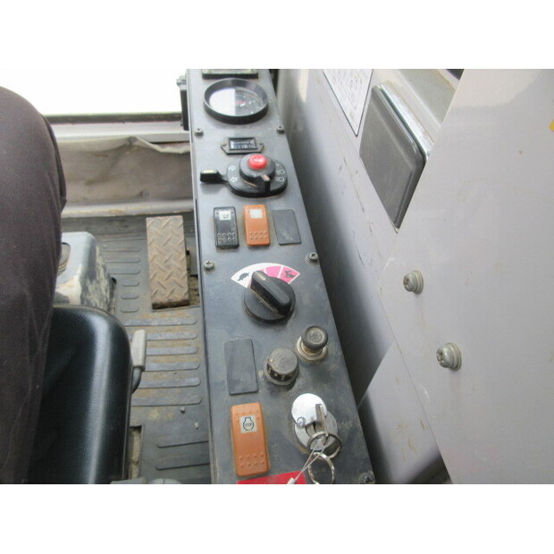 2014 IHI IC75-48396109