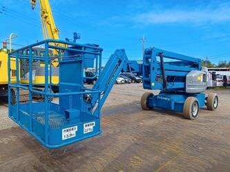صورة ل رافعات هوائية 2014 جيني Z45/25JRT